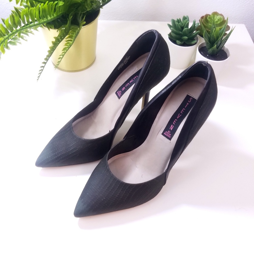 STEVE BY STEVE  MADDEN  Akcess leather pump Heels